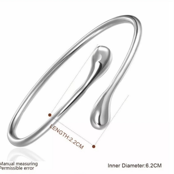 4 Piece Silver Necklace Set - Picture 4 of 4